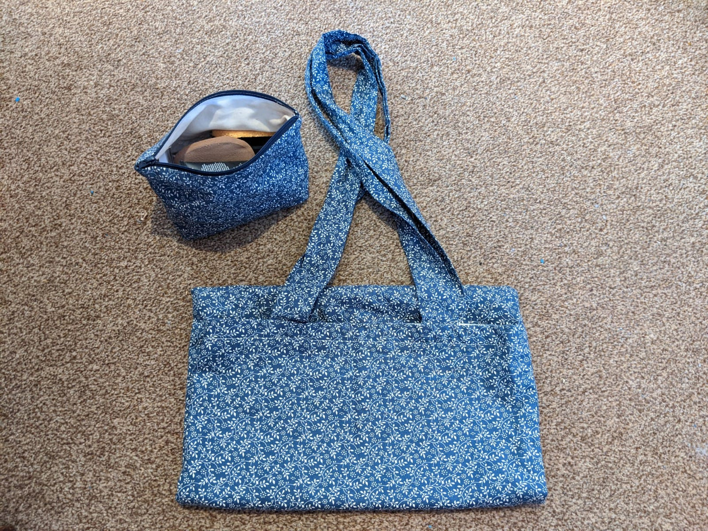 lined totewith make-up bag