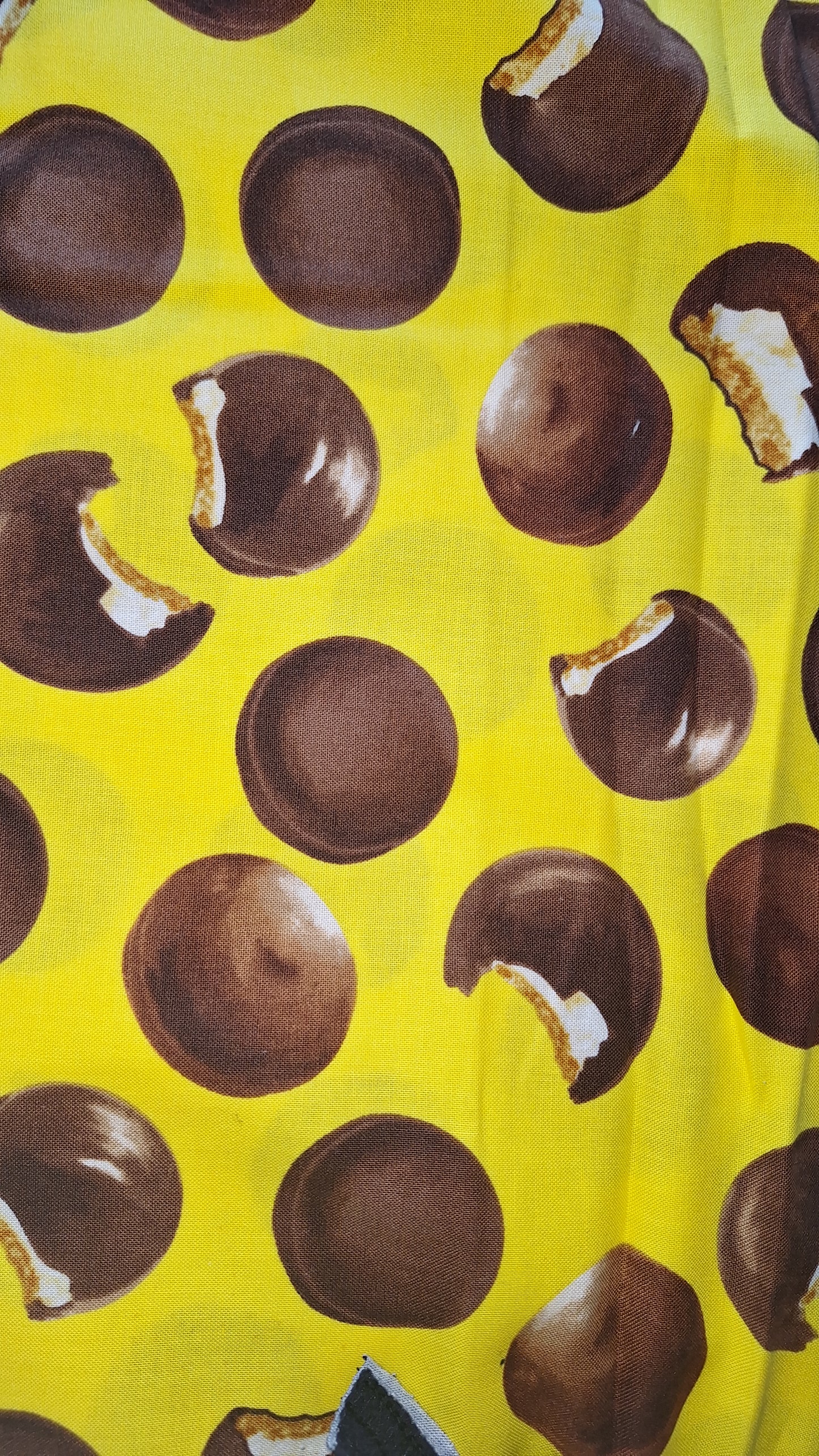 Yellow chocolate teacake cotton